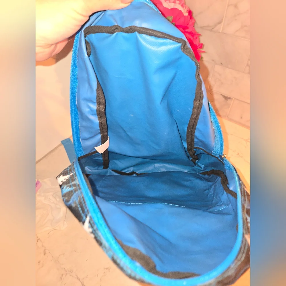 Kids Dinosaur Backpack - Picture 4 of 5